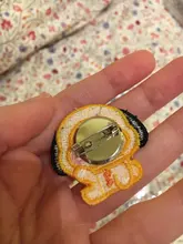 Nueva Kpop coreano Bangtan niños de dibujos animados Koala tela broches para las mujeres de arte vestidos de ropa con gorro decorar Pin 3,3 CM