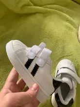 Zapatillas de deporte para niños y niñas, zapatos antideslizantes de fondo suave, cómodos, planos e informales, color blanco