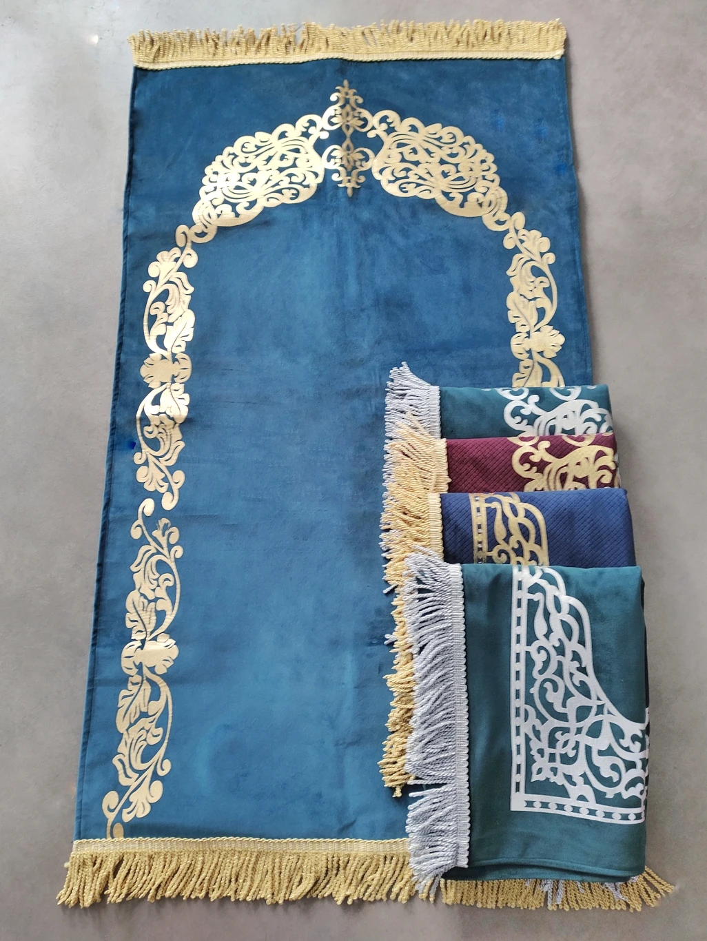 Islamic Muslim Prayer Carpet Pattern Luxury Velvet Gilt Lined Umrah Turkey Hajj Gift Worship Cover Qibla Reisstore
Islamic Muslim Prayer Carpet Pattern Luxury Velvet Gilt Lined Umrah Turkey Hajj Gift Worship Cover Qibla Reisstore