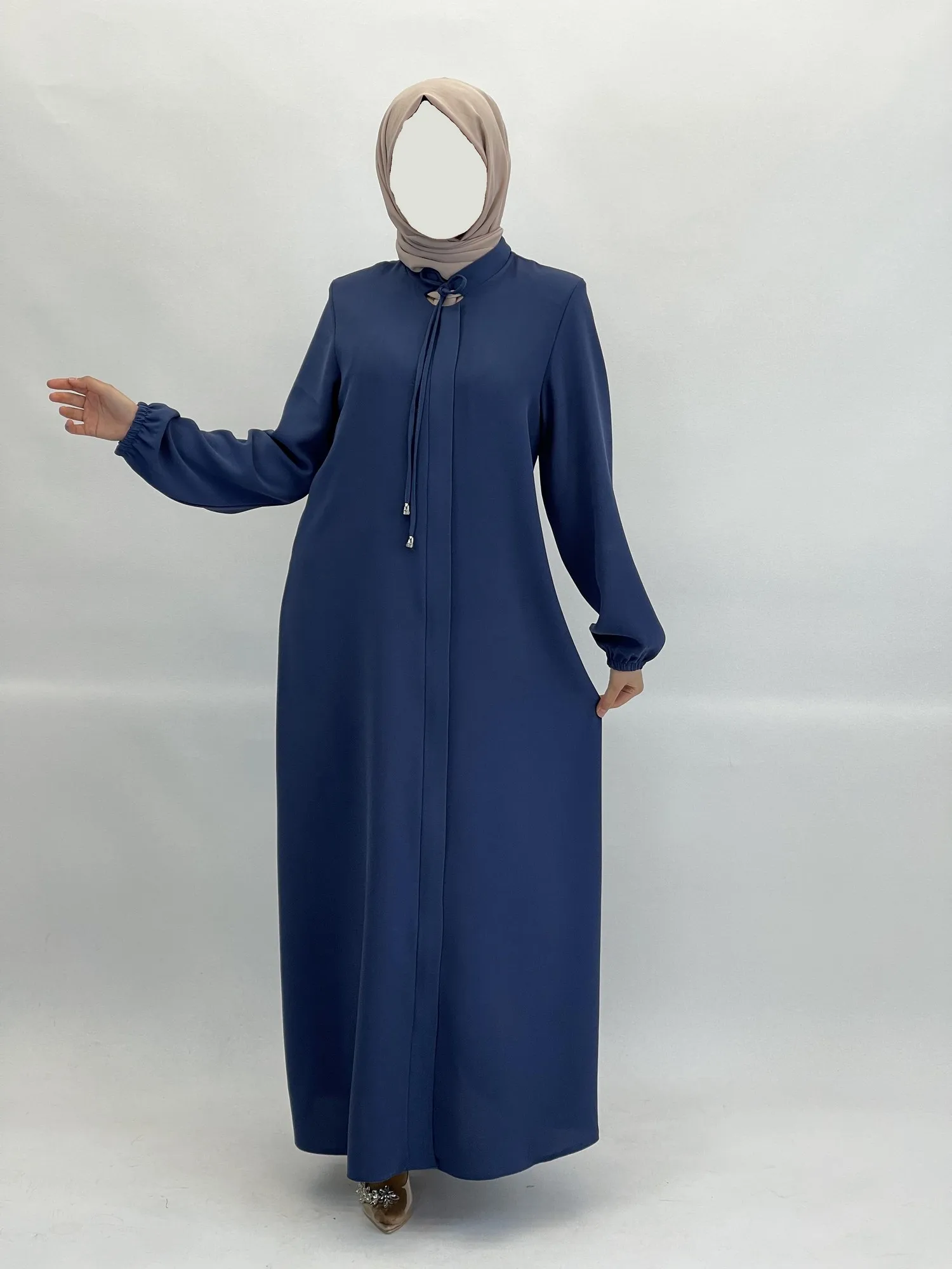 Turkish Muslim Women Abaya Islamic Dress Hijab Fashion Clothing Endam Model Stylish Sports Crepe Fabric Ferace
Turkish Muslim Women Abaya Islamic Dress Hijab Fashion Clothing Endam Model Stylish Sports Crepe Fabric Ferace