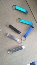 Llavero abrebotellas de cerveza portátil, Mini abrebotellas de aleación de aluminio para bebidas, cerveza, regalos de recuerdo de fiesta de boda, venta al por mayor