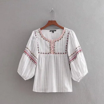 Blouse Qizhen
Blouse Qizhen
