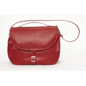 Catana 24. Duffel weekend vegetable tanned leather soft Tuscany. 100% made in ItalyPar
Catana 24. Duffel weekend vegetable tanned leather soft Tuscany. 100% made in ItalyPar