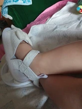 Sandalias de verano para bebé niña, zapatos para recién nacidos con lazo de encaje, bonitas sandalias de princesa de algodón suave color rosa y blanco