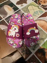 Unicornio zapatillas Nuevo Arco Iris de verano zapatillas de niños niñas de PVC antideslizante niños playa zapatos de bebé sandalias de Casa Chanclas de niños