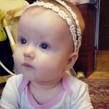 Diadema de encaje con flores y perlas para niñas, cinta de pelo adorno de cabeza, accesorios para el cabello de bebé, regalos de Navidad, 1 Uds., 2020