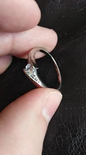 Anillo de circonio de cristal blanco para mujer, sortija de boda minimalista de Color plateado, sortija de compromiso redonda fina para novia