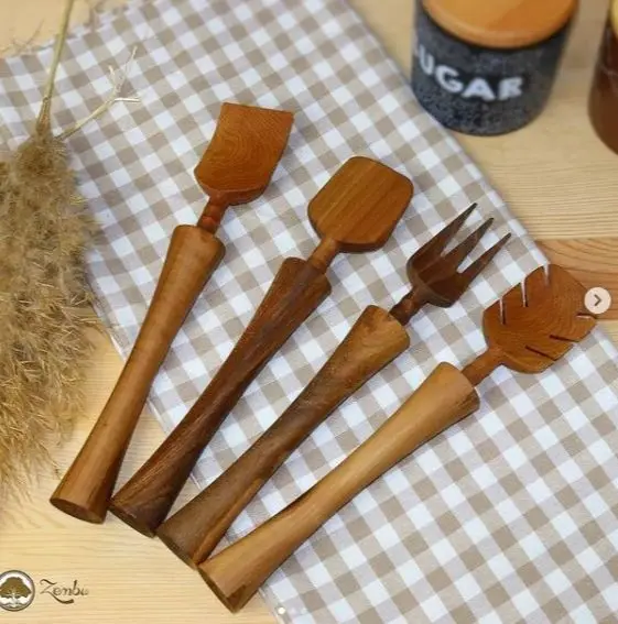 Hand Made 4 Walnut Saturn Utensils Spoon 33x6cm Antibacterial Cooking Gadgets Set
Hand Made 4 Walnut Saturn Utensils Spoon 33x6cm Antibacterial Cooking Gadgets Set