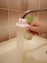 360 grados de rotación de dibujos animados agua coladores de cocina grifo agua pulverizadores calidad coladores de ahorro de agua del grifo