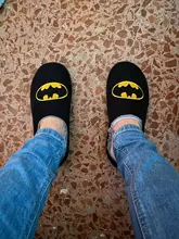 Zapatillas masculinas de felpa para el hogar, zapatos planos masculinos de felpa para estar en la casa, de diferentes tallas con dibujos animados para el invierno