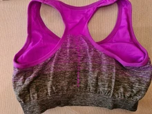 THUNSHION alto estiramiento transpirable deportes sujetador Top Fitness mujeres acolchado Sport Bra para Running Yoga Gym Seamless sujetador gradiente