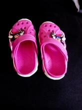 Zapatos de cueva de dibujos animados para niños, zapatillas de verano con fondo suave antideslizante para salir de la ducha y para la playa, 2020