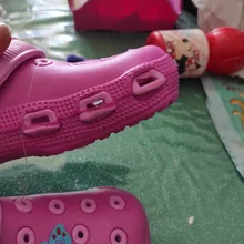 Sandalias para niños pequeños, sandalias para niños y niñas, zapatos de playa con agujeros, zapatos bonitos de playa, sandalias de dibujos animados, pantuflas antideslizantes de verano