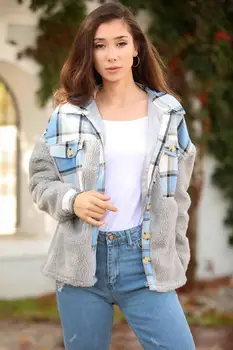 PLAID BLUE PLUSH WOMEN JACKET SHIRT LARGE POCKETS BUTTONED FURRY DESIGN WINTER AND AUTUMN
PLAID BLUE PLUSH WOMEN JACKET SHIRT LARGE POCKETS BUTTONED FURRY DESIGN WINTER AND AUTUMN