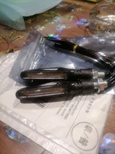 Luz de señal de giro para motocicleta, lámpara de freno con flujo de agua, ámbar, LED parpadeante, intermitente trasero flexible, 2/4 Uds.