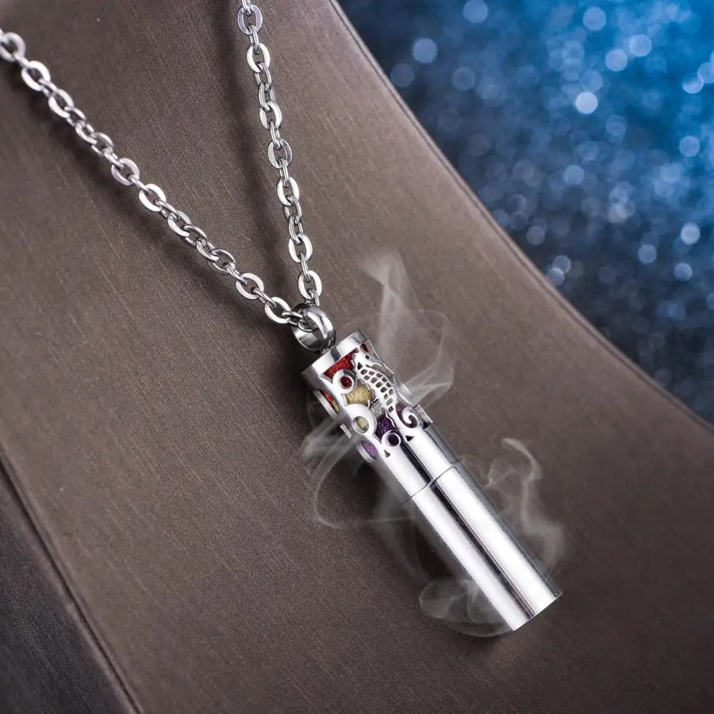 White K Stainless Steel Rectangular Vine 2 in 1 Aromatherapy Essential Oil Diffuser Pendant
White K Stainless Steel Rectangular Vine 2 in 1 Aromatherapy Essential Oil Diffuser Pendant