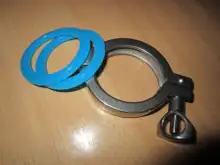 2 Tri-Clamp, Tri-Clover, Single Pin Clamp. Stainless steel 304