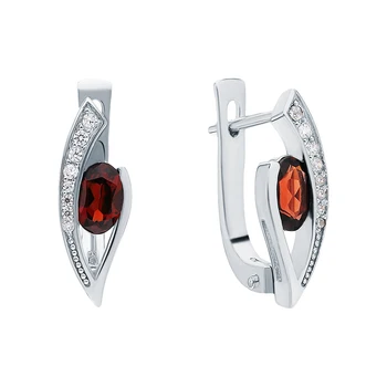 Silver earrings with cubic zirconia and Garnet sunlight sample 925
Silver earrings with cubic zirconia and Garnet sunlight sample 925