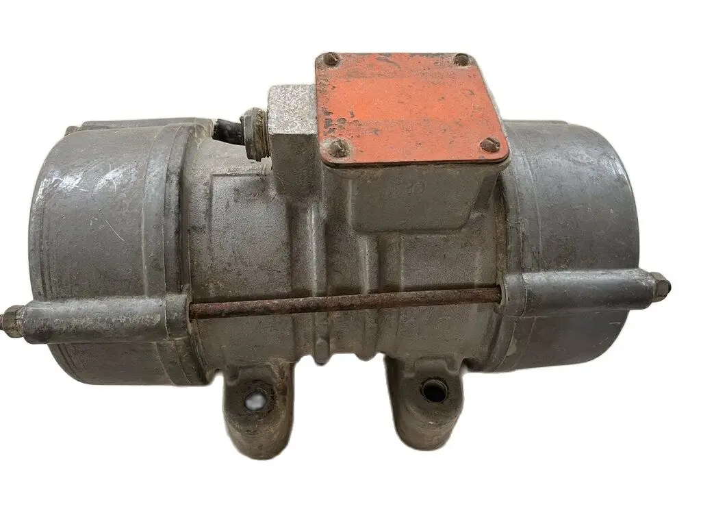 Вибратор Ив 104