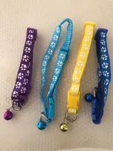 10 La banda de Color, Collar de gato y Collar de pata del gato ajustable Collar con cascabel de Mascota de dibujos animados huella Collar de gato