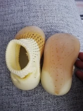 Zapatos transpirables de suela blanda para bebé, Calcetines antideslizantes Con agujeros para el suelo, calcetines de seda de hielo, zapatos de malla delgada para verano