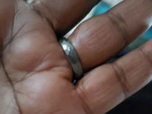 Anillo de tungsteno con martillo para hombre y mujer, banda de boda, martillado por facetas, acabado cepillado, 6MM, 8MM, ajuste cómodo, Color Original