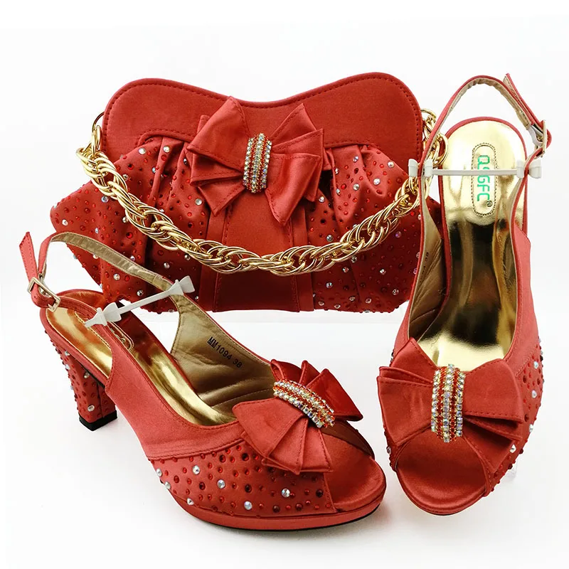 Newest Italian shoes and bag matching set in coral color fashion 2019 sandal shoes mangenta with clutches bag SB8414-4
Newest Italian shoes and bag matching set in coral color fashion 2019 sandal shoes mangenta with clutches bag SB8414-4