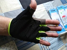 Caminar pescado guantes de la pesca no-Slip transpirable ultrafino Unisex medio dedo guante Camping pesca material para carpas guantes de pesca