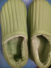 Zapatillas de casa antideslizantes impermeables para hombre y mujer, calzado cálido de algodón para interiores, zapatillas suaves para parejas