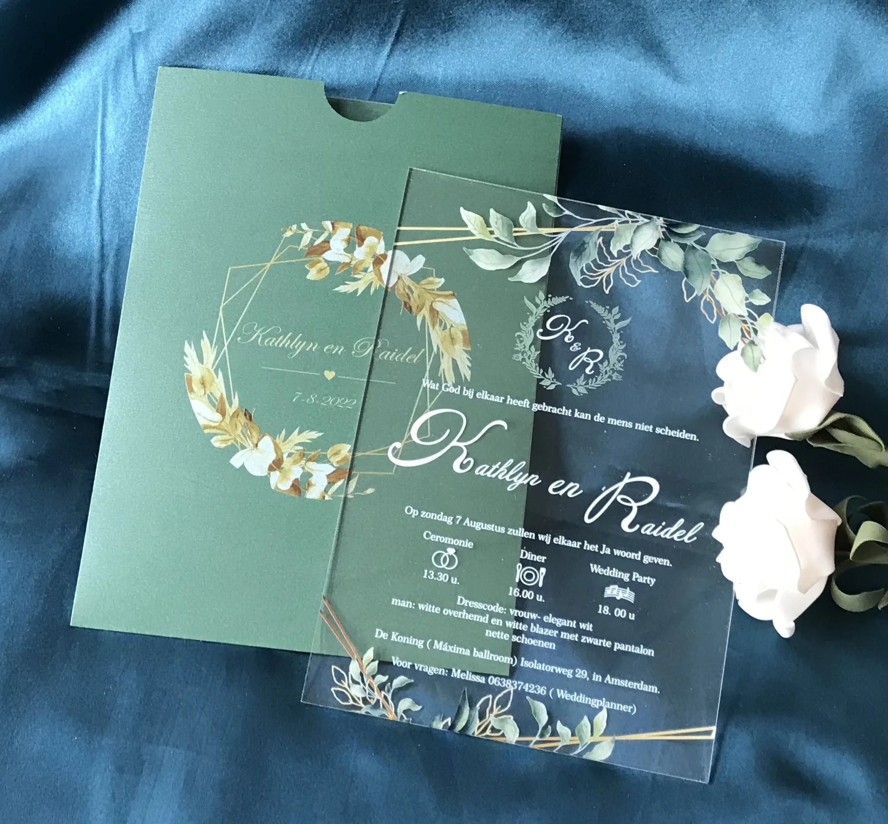 

Blackish Green Pocket Envelope,Green Leaves Acrylic Quinceanera Invitation,Personalized Invite, Custom 10pcs Wedding Invitation