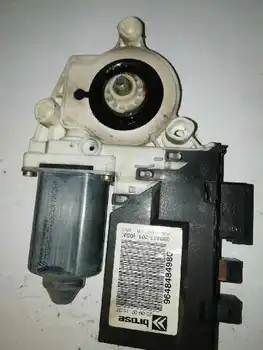 9648484980 990403-201 Window Motor Front Left Citroen C5 Saloon *
9648484980 990403-201 Window Motor Front Left Citroen C5 Saloon *