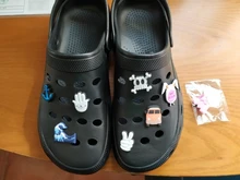 Solo venta 1 Uds Piano/olas/Koala/rana de zapatos de PVC Accesorios de colgantes lindo zapato para perro Decoración Para Croc jibz niños partido X-mas regalo