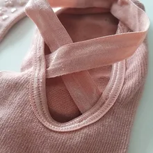 Calcetines antideslizantes de silicona para mujer, medias transpirables para Pilates, Ballet, baile, gimnasio, 1 par