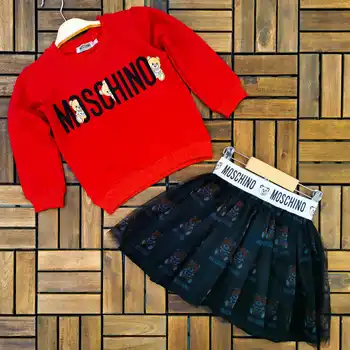 Moschino Girl Clothing Sets 3T-12T Size Two Pieces Red Color Girl Clothes Teenage girls' clothes kid stuff free shipping clothes
Moschino Girl Clothing Sets 3T-12T Size Two Pieces Red Color Girl Clothes Teenage girls' clothes kid stuff free shipping clothes