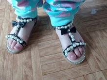 Zapatos Infantiles para niñas nuevas sandalias de verano los niños perla abalorios sandalias de playa con calce Enfants plana Escuela de zapatos para bebé de la UE 21-30