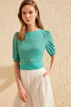 Trendyol Crop Top Blouse TWOSS20BZ0546
Trendyol Crop Top Blouse TWOSS20BZ0546