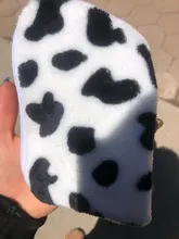 Monedero de felpa con estampado de vaca para mujer y niña, Mini cartera para monedas, bolsa de almacenamiento, tarjetero, billetera de identificación de crédito, monedero con cremallera