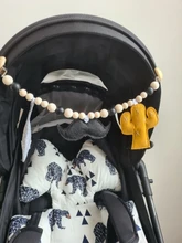 Cochecito de bebé de juguete de madera con Clip, carrito móvil de bebé con cuentas de felpa, cadena de chupete masticable, sonajero, mordedor de madera, collar, cuentas de dentición