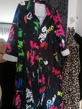 Moda carta mujeres abrigo de manga larga primavera Trench de verano con bolsillos Sashes invierno ligero abrigo largo negro 2021