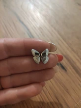 Pendientes de tuerca de mariposa media para mujer, aretes encantadores de Metal de tono dorado Vintage, joyería 2021