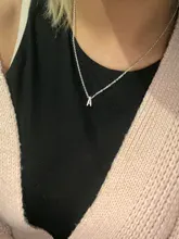 Colgante con inicial de cadena de oro para mujer, colgante de Metal con letras de A-Z para joyería, collares de nombre individual con letras cortadas