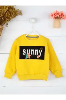 Yellow Winter Female Child Sweatshirt
Yellow Winter Female Child Sweatshirt