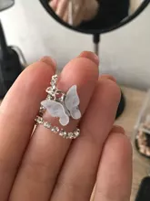 Gargantilla de mariposa acrílica deslumbrante, collar con cadena de diamantes de imitación, collar sencillo de Color blanco y negro, joyería Coreana de Animal