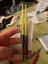 2 uds. Ganchos para pesca con mosca, herramientas para atar, separador de anzuelos de pesca, separador de plástico, removedor de anzuelos, Disgorger, recolector de nudos, nivel amarillo + negro