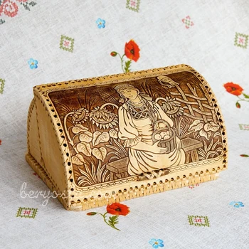 

Bread from birch bark "peasant" small. A small birch bread maker handmade in Russian rustic style.