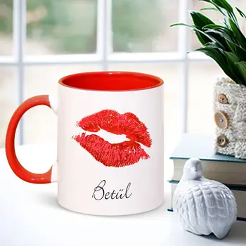 Personalized Lipstick İzli Red Mug Cup
Personalized Lipstick İzli Red Mug Cup