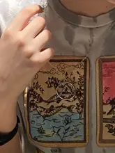 Gargantilla de Anime para hombres y mujeres, collar con colgante circular triangular geométrico, estilo Ninja Hokage, Nube Roja, Akatsuki