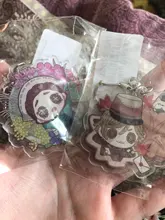 LLavero de acrílico con forma de V para hombre y mujer, llavero con colgante de juego, llavero para niños, joyería