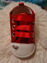 Zapatos con estampado de corazón de amor para bebé, zapatos de cuna de cuero PU dorado para primeros pasos, con ribete de fondo suave, mocasines para bebé recién nacido