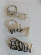 De escultura llaveros con nombre personalizado inicial clave cadena con nombre grabado Carta para las mujeres de la joyería de los hombres regalos